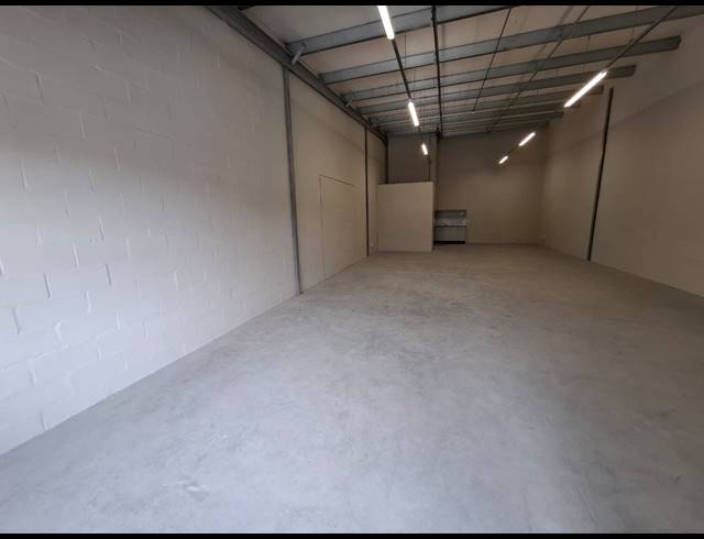 115M² WAREHOUSE TO LET IN MILNERTON CENTRAL